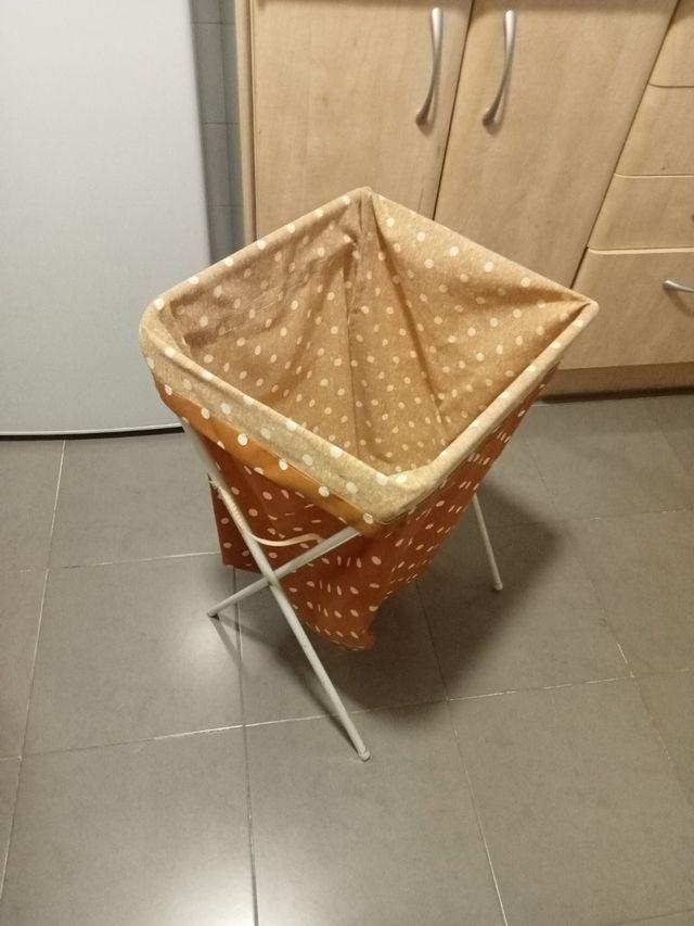 Cesto ropa marrón - plegable