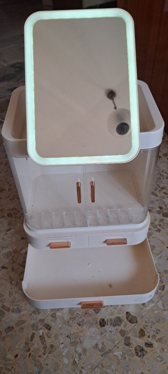 Organizzatore per trucchi