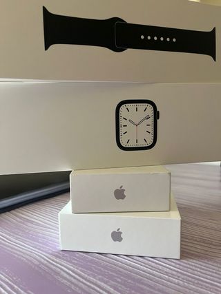 Apple MacBook Pro + Watch + AirPods