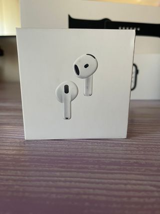 Apple MacBook Pro + Watch + AirPods