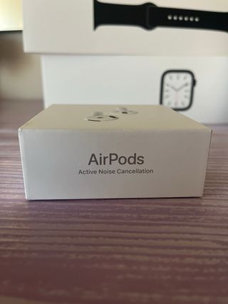 Apple MacBook Pro + Watch + AirPods