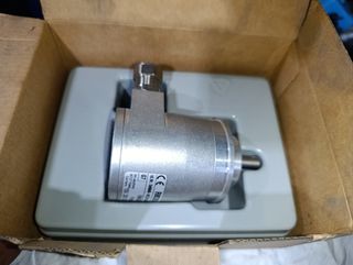 Encoder absoluto IFM RM3005. Nuevo