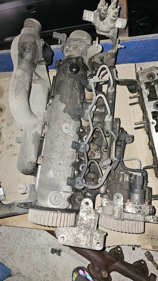 Culata Renault Trafic 1.9dci