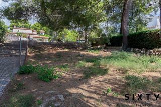 Terreno en venta en Eixample Residencial en Roda de Barà