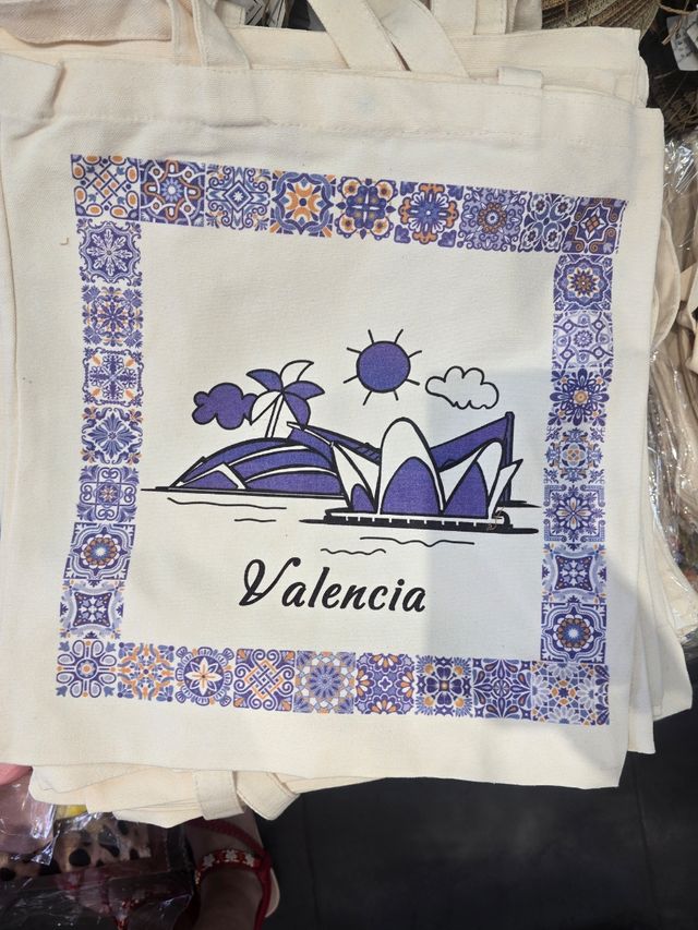 Bolsa tela Valencia  Diferentes modelos.