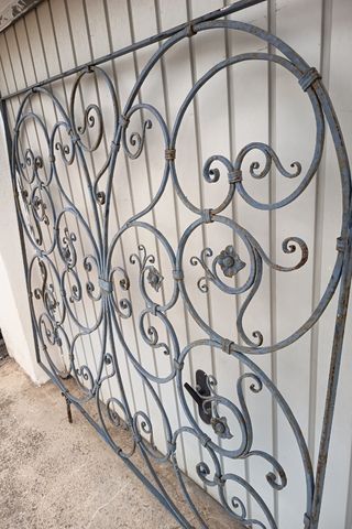 Reja ventana metal negro