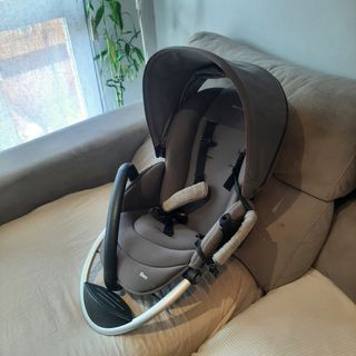 Silla bebé Confort con cuco,maxicosi y base isofix