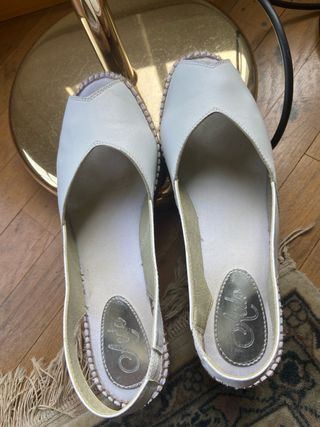 Sandalias blancas esparto cómodas, piel nuevas , 