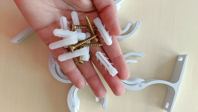 4 Percheros blancos para cortina