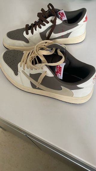Nike Travis Scott Jordan 1