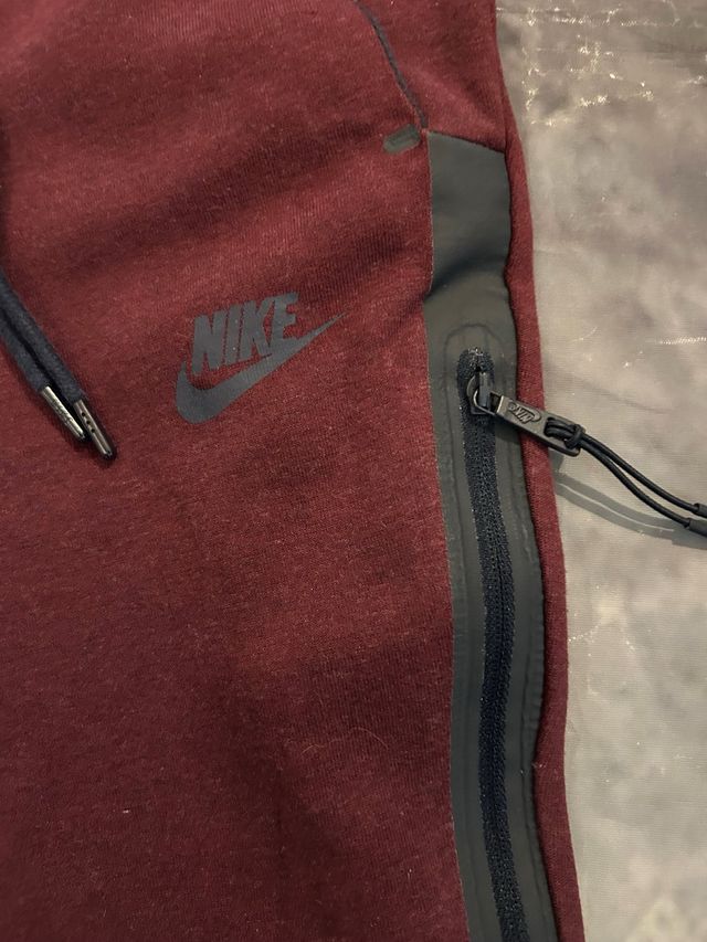 tuta Nike Tech fleece marrone
