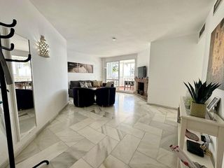 Piso en venta en Puerto Marina en Benalmádena