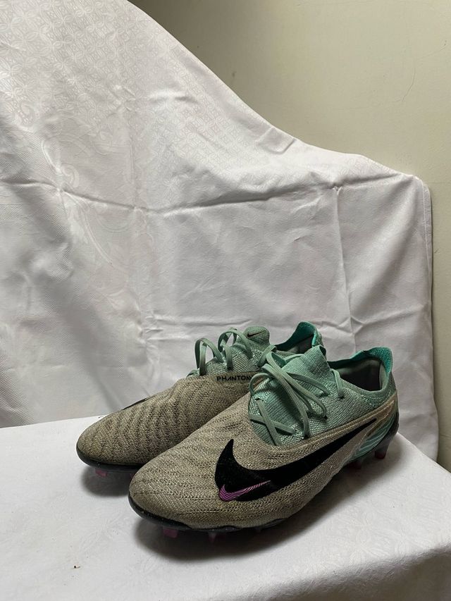 Nike Phantom Vision - Botas Fútbol