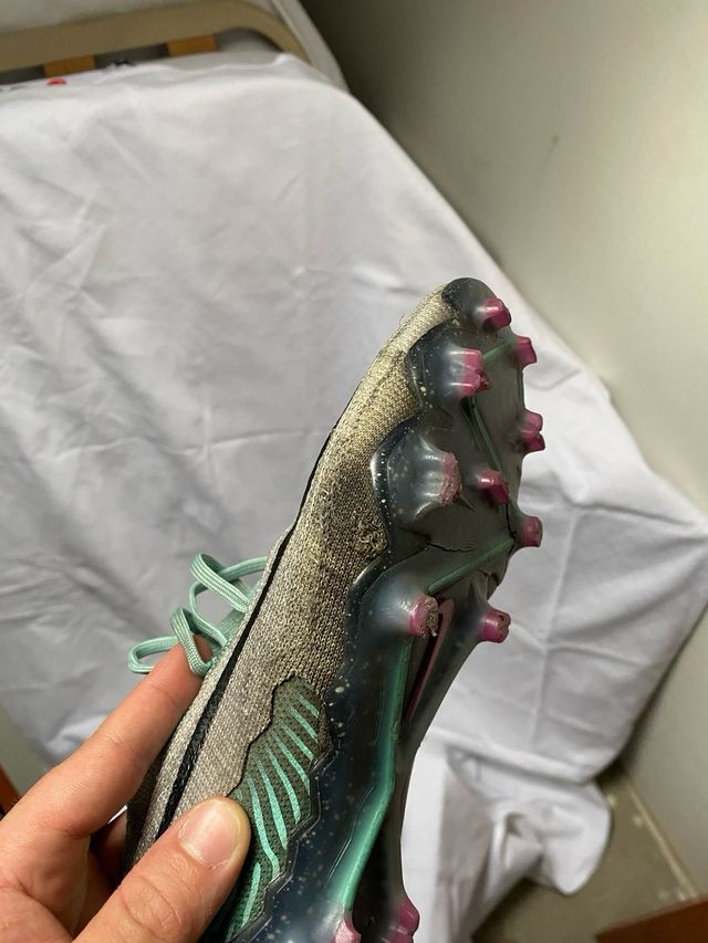 Nike Phantom Vision - Botas Fútbol