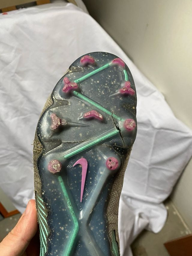 Nike Phantom Vision - Botas Fútbol