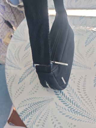 Bolso bandolera Benetton negro