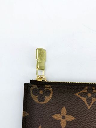 Louis Vuitton Pochette Felicie Marrón NUEVO