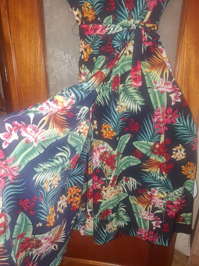 Vestido Shein estampado flores