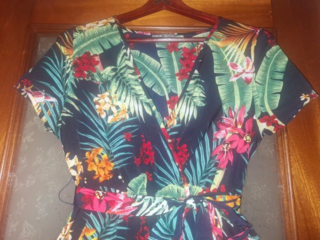 Vestido Shein estampado flores