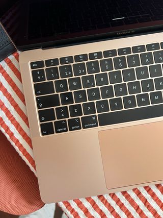 MacBook Air 13" Retina 2019 Rosa Gold