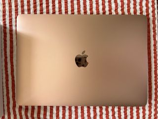 MacBook Air 13" Retina 2019 Rosa Gold