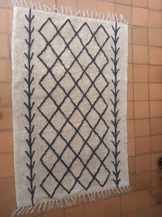Alfombra algodón beige y negra