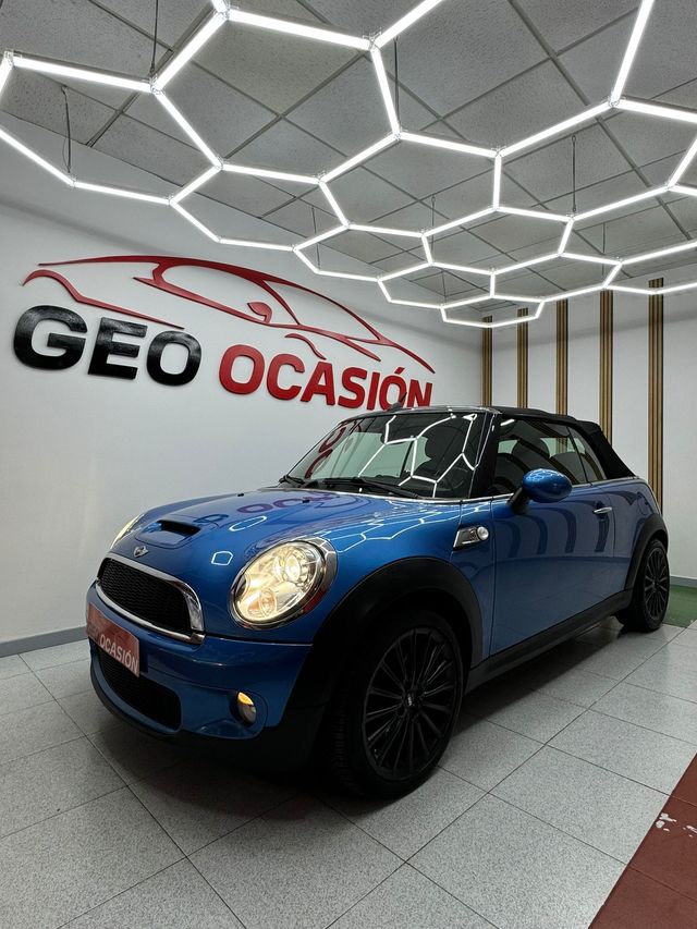 MINI Cabrio 2010