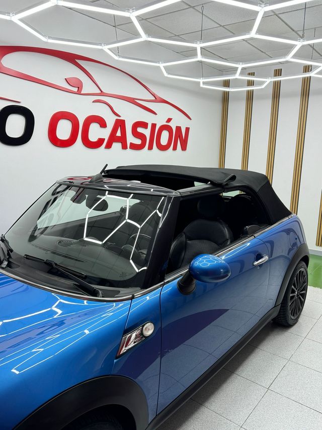 MINI Cabrio 2010