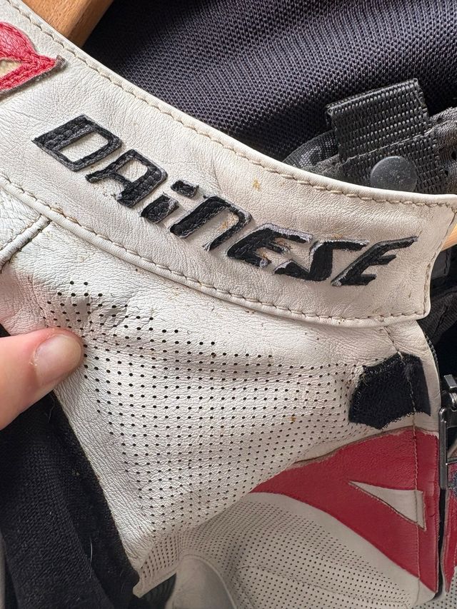 Mono moto Dainese piel canguro