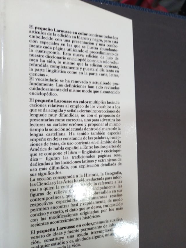 Pequeño Larousse En Color