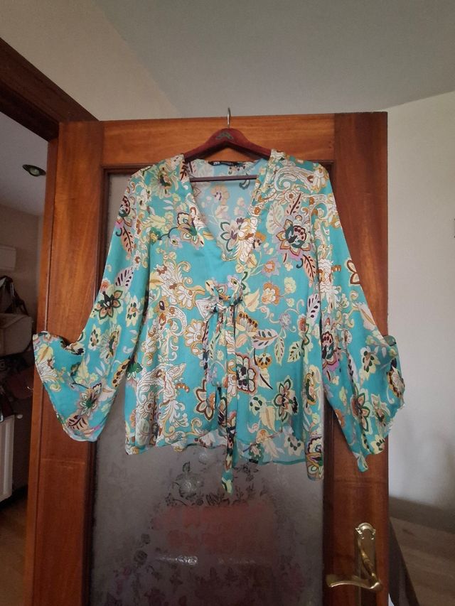 Blusa Zara turquesa