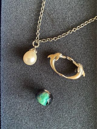 Collana Trollbeads: perla & charms