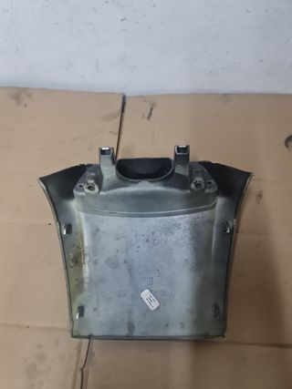 Soporte piloto Piaggio X9 2009