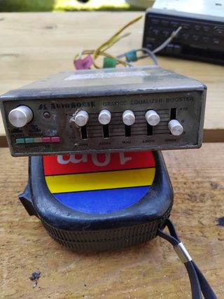 Autoradio vintage: 4 autoradio + 2 equalizzatori