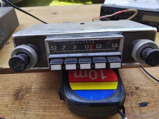 Autoradio vintage: 4 autoradio + 2 equalizzatori