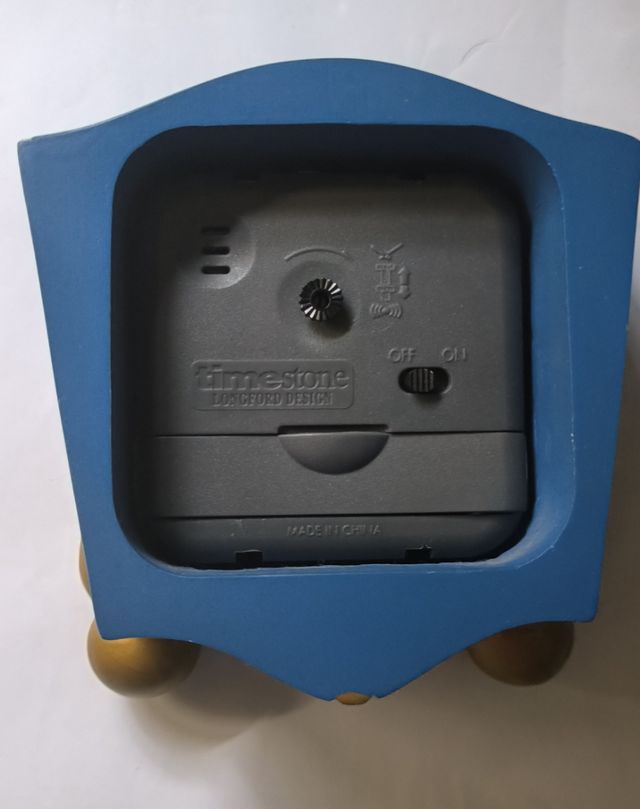 Reloj vintage Karlsson leer descripción