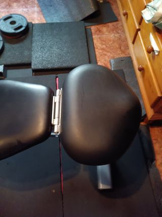 Kit pesas Technogym - 80 kilos y banco regulable 