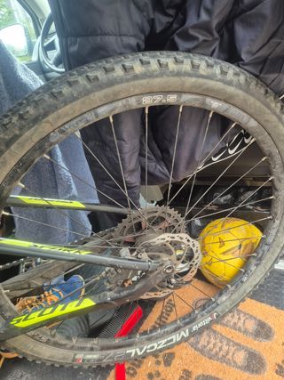 Bicicleta Scott Scale 940