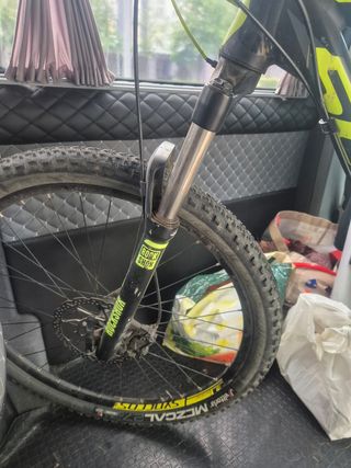 Bicicleta Scott Scale 940