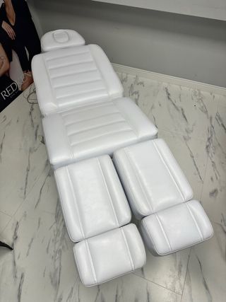 Camilla estética eléctrica