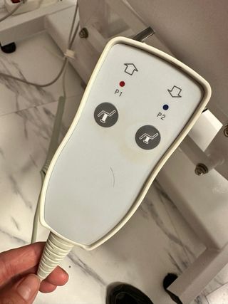 Camilla estética eléctrica