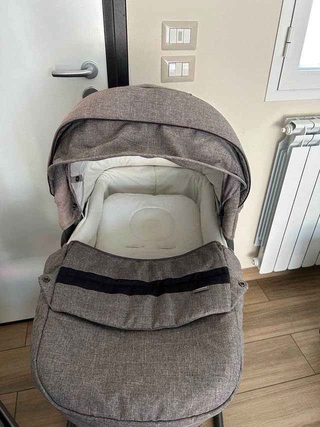 Passeggino Inglesina Aptica Trio