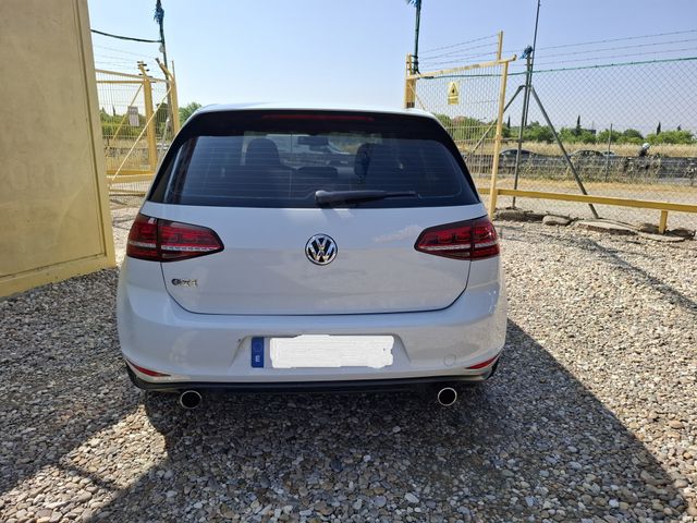 Volkswagen Golf GTI VII