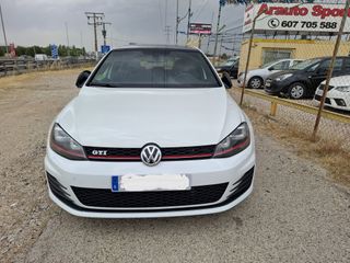 Volkswagen Golf GTI VII