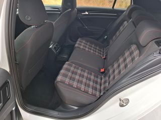 Volkswagen Golf GTI VII