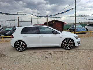 Volkswagen Golf GTI VII