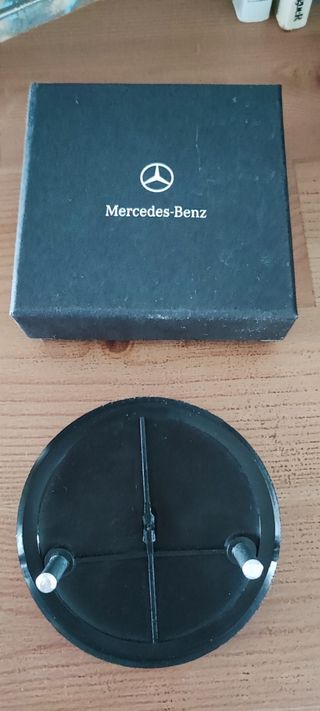 Emblema Mercedes-Benz clásico de capó 