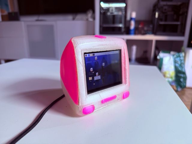 Mini PC  Retro 3D