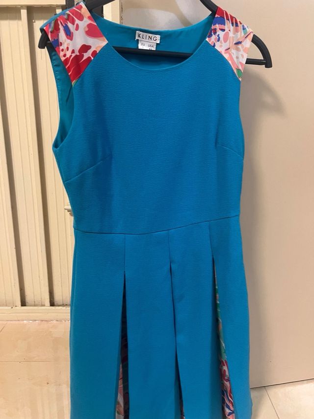 Vestido Kling turquesa talla XS