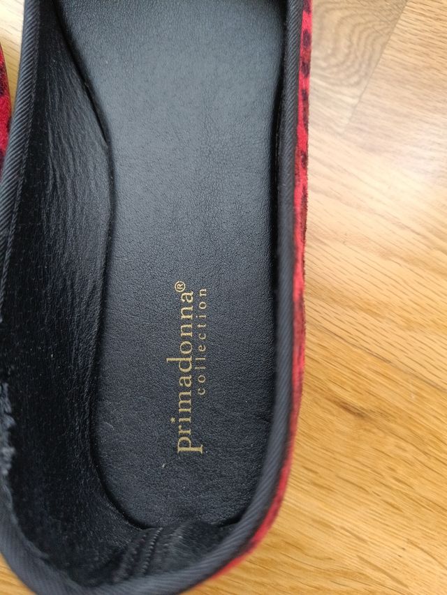 Bailarinas rojas leopardo